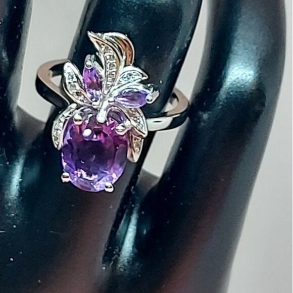 Natural Oval Amethyst & Cz 925 Sterling Silver Ring Sz 7 - Picture 4 of 5